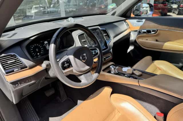 Volvo XC90 (2018) thumbnail 6
