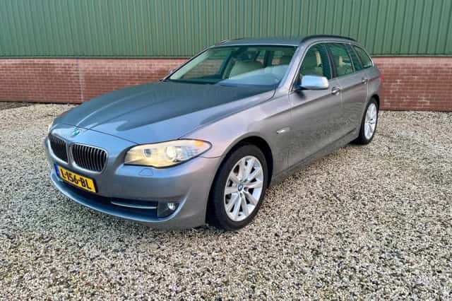 BMW 5-Serie (2012) thumbnail 1