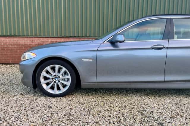 BMW 5-Serie (2012) thumbnail 3