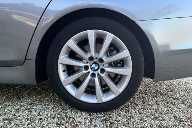 BMW 5-Serie (2012) thumbnail 4