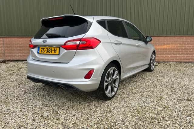 Ford Fiesta (2019) thumbnail 3
