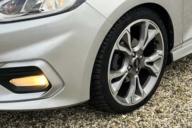 Ford Fiesta (2019) thumbnail 4