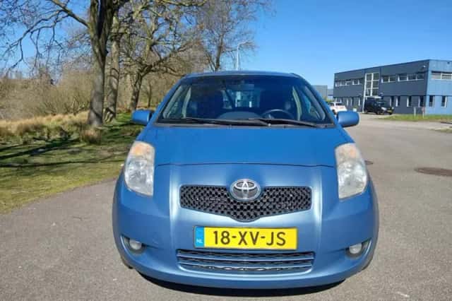 Toyota Yaris (2007) thumbnail 3