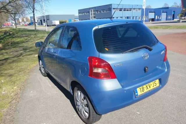 Toyota Yaris (2007) thumbnail 6