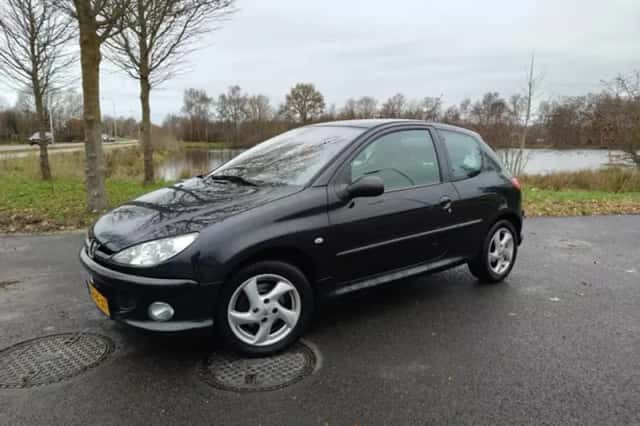Peugeot 206 (2005) thumbnail 2