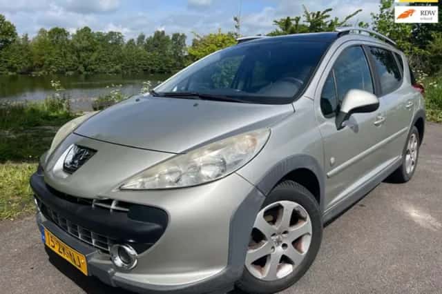 Peugeot 207 (2008) thumbnail 1