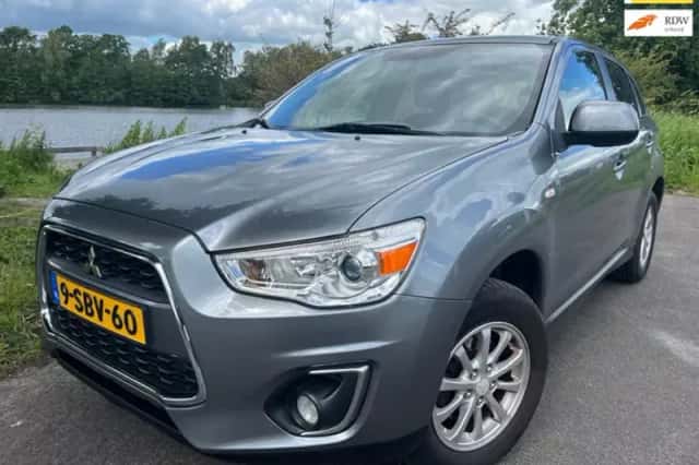 Mitsubishi ASX (2013) thumbnail 1