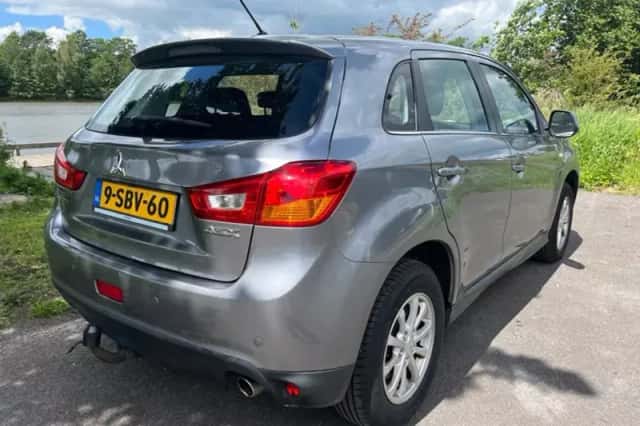Mitsubishi ASX (2013) thumbnail 4