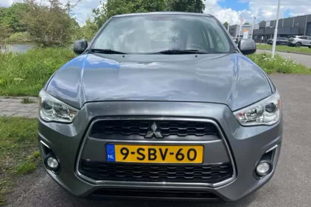 Mitsubishi ASX (2013) thumbnail 5
