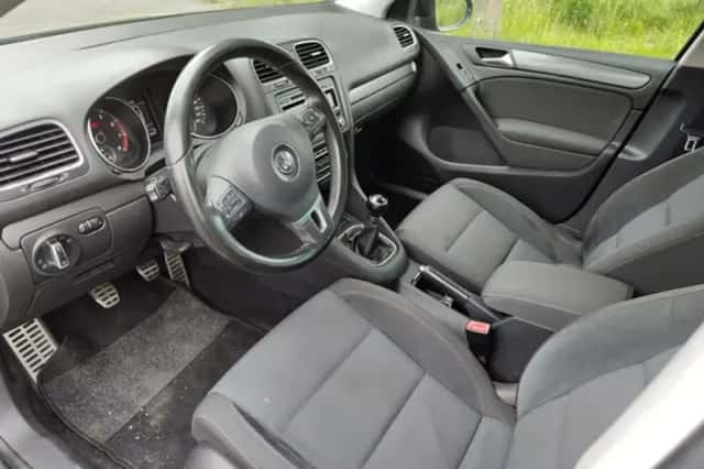 Volkswagen Golf (2011) thumbnail 6
