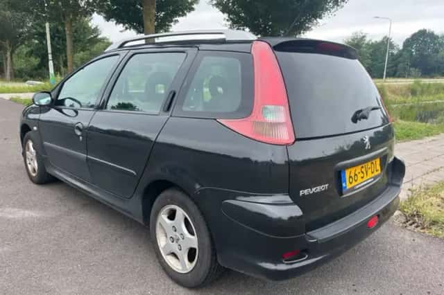Peugeot 206 (2006) thumbnail 3