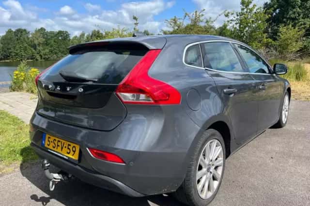 Volvo V40 (2013) thumbnail 4