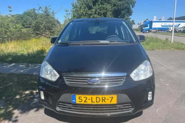Ford C-Max (2010) thumbnail 4