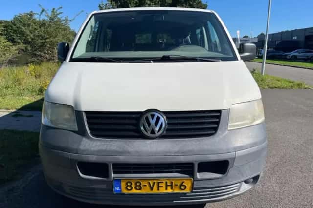 Volkswagen Transporter (2007) thumbnail 5