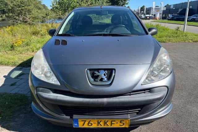 Peugeot 206 (2010) thumbnail 5