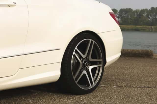 Mercedes-Benz E-Klasse (2011) thumbnail 5