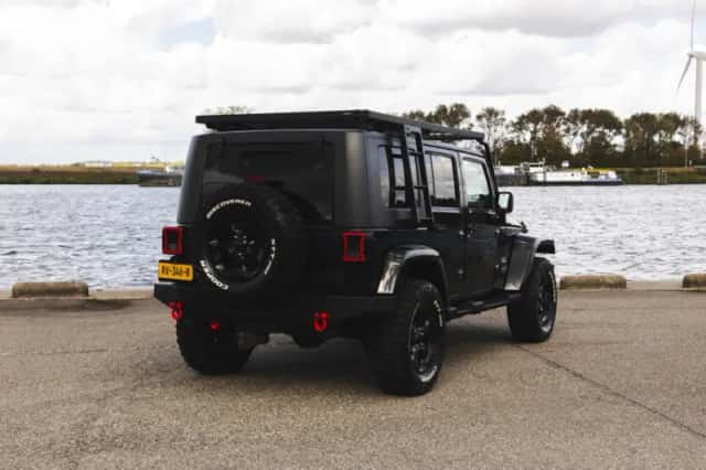 Jeep Wrangler (2009) thumbnail 5