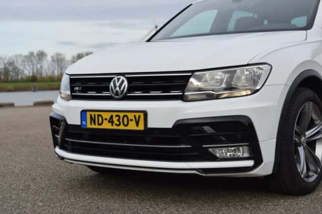 Volkswagen Tiguan (2017) thumbnail 3