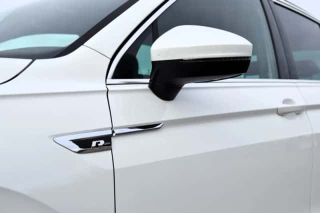 Volkswagen Tiguan (2017) thumbnail 5