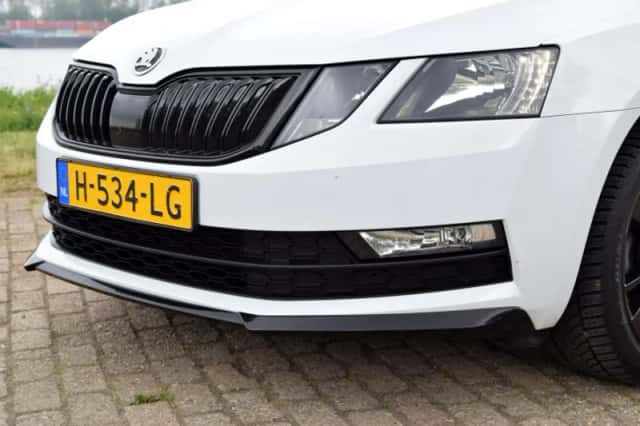 Škoda Octavia (2020) thumbnail 4