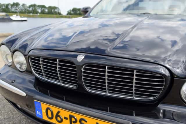 Jaguar XJ (2004) thumbnail 5
