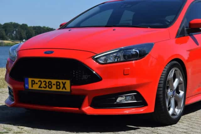 Ford Focus (2016) thumbnail 3