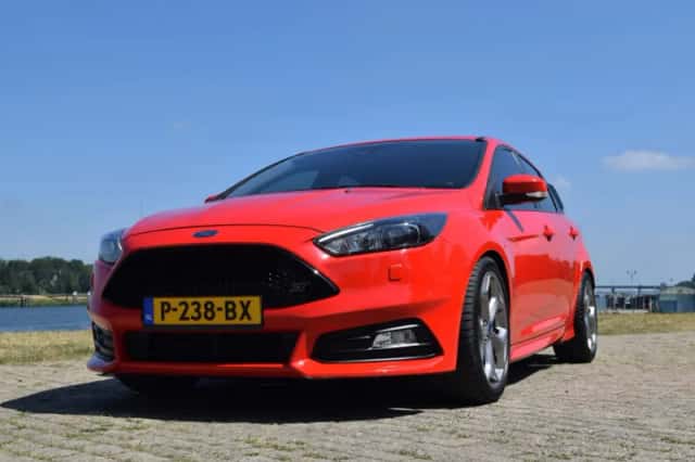 Ford Focus (2016) thumbnail 4