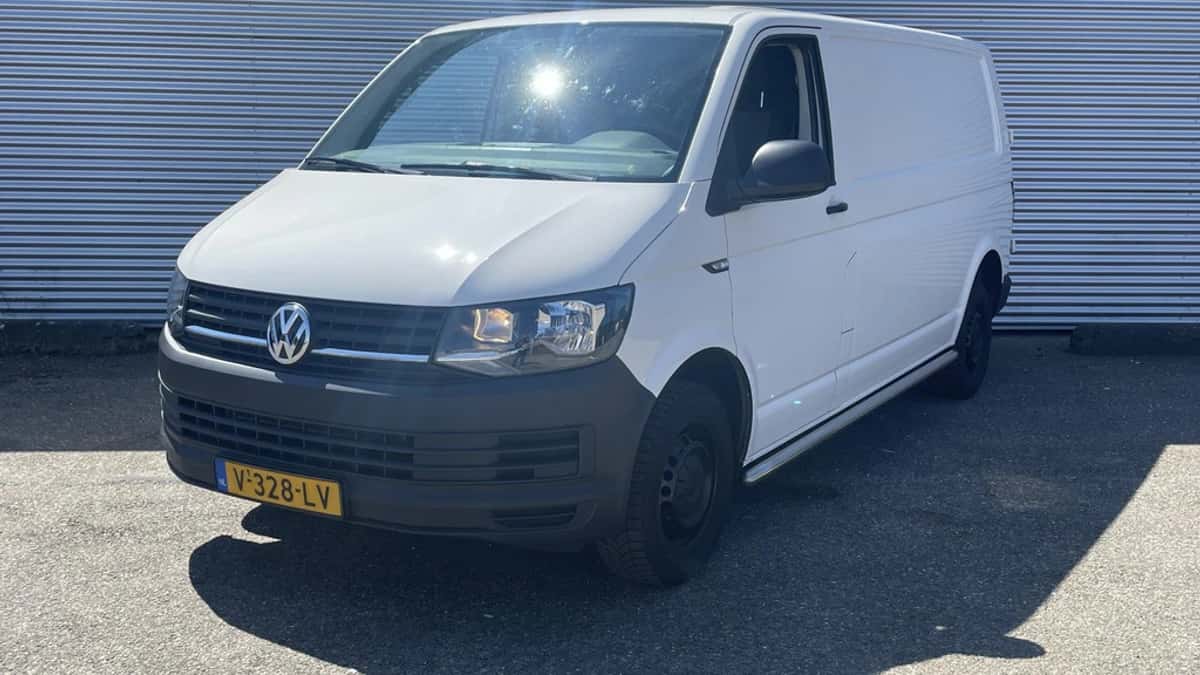 Volkswagen Transporter (2018) — foto 1