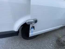 Volkswagen Transporter (2018) thumbnail 19