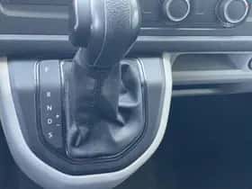 Volkswagen Transporter (2018) thumbnail 10