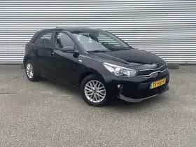 Kia Rio (2018) thumbnail 2