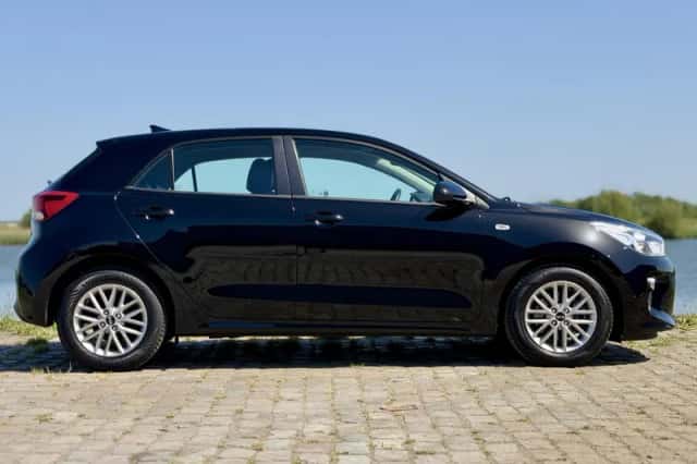 Kia Rio (2018) thumbnail 7
