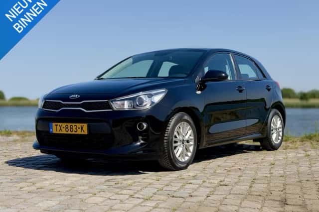 Kia Rio (2018) thumbnail 1