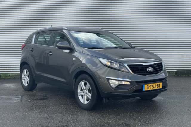 Kia Sportage (2014) thumbnail 2