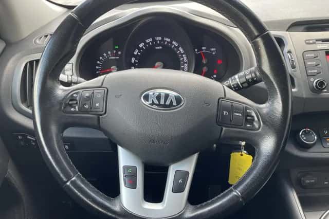 Kia Sportage (2014) thumbnail 12