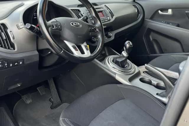 Kia Sportage (2014) thumbnail 8