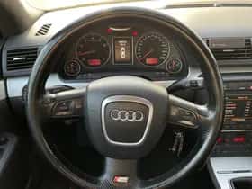 Audi A4 (2006) thumbnail 12