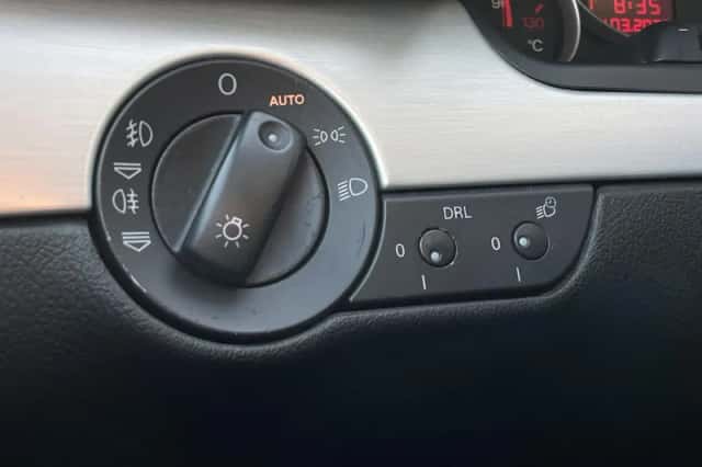 Audi A4 (2006) thumbnail 22