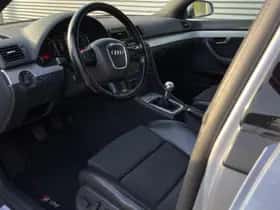Audi A4 (2006) thumbnail 7