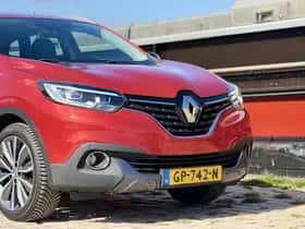 Renault Kadjar (2015) thumbnail 2