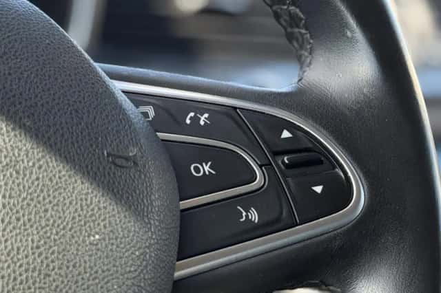 Renault Kadjar (2015) thumbnail 17