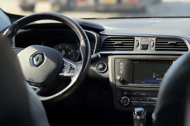 Renault Kadjar (2015) thumbnail 28