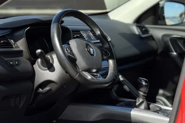 Renault Kadjar (2015) thumbnail 10