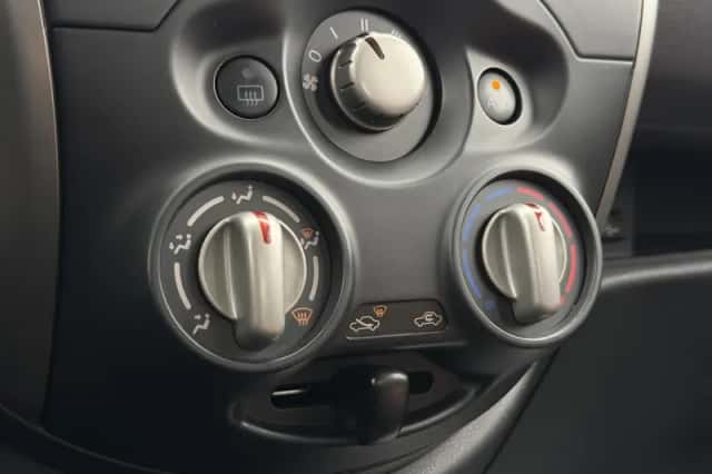 Nissan Micra (2015) thumbnail 20