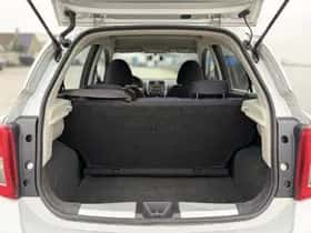 Nissan Micra (2015) thumbnail 24