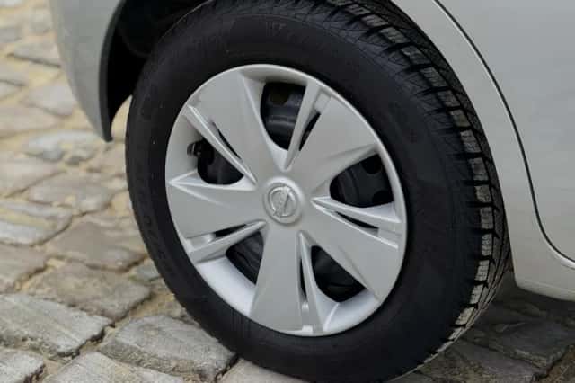 Nissan Micra (2015) thumbnail 6