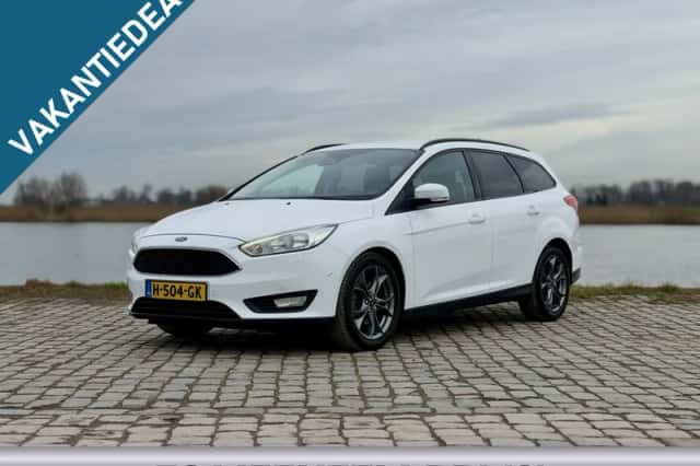 Ford Focus (2017) thumbnail 1