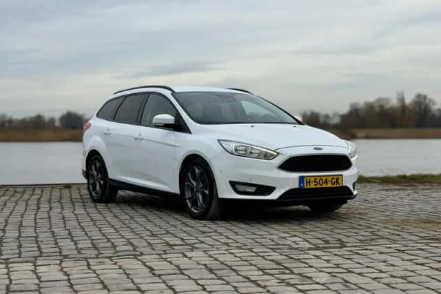 Ford Focus (2017) thumbnail 3