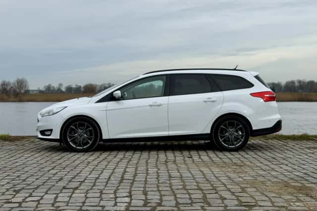 Ford Focus (2017) thumbnail 9