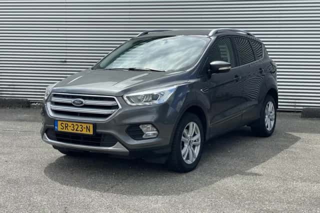 Ford Kuga (2018) thumbnail 1